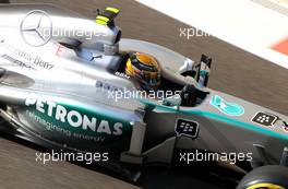 Lewis Hamilton (GBR), Mercedes Grand Prix  02.11.2013. Formula 1 World Championship, Rd 17, Abu Dhabi Grand Prix, Yas Marina Circuit, Abu Dhabi, Qualifying Day.