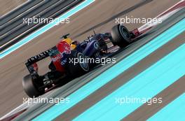 Sebastian Vettel (GER), Red Bull Racing  02.11.2013. Formula 1 World Championship, Rd 17, Abu Dhabi Grand Prix, Yas Marina Circuit, Abu Dhabi, Qualifying Day.