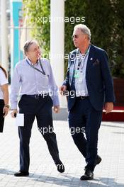 Jean Todt (FRA) FIA President (Left). 03.11.2013. Formula 1 World Championship, Rd 17, Abu Dhabi Grand Prix, Yas Marina Circuit, Abu Dhabi, Race Day.