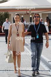 Tamara Ecclestone (GBR) with her husband Jay Rutland (GBR). 03.11.2013. Formula 1 World Championship, Rd 17, Abu Dhabi Grand Prix, Yas Marina Circuit, Abu Dhabi, Race Day.