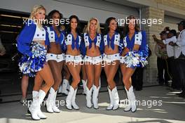 Dallas Cowboys Cheerleaders. 17.11.2013. Formula 1 World Championship, Rd 18, United States Grand Prix, Austin, Texas, USA, Race Day.