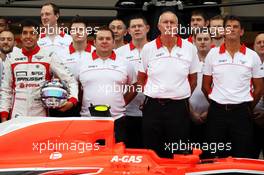 (L to R): Rodolfo Gonzalez (VEN) Marussia F1 Team MR02 Reserve Driver; Dave Greenwood (GBR) Marussia F1 Team Race Engineer; John Booth (GBR) Marussia F1 Team Team Principal; and Graeme Lowdon (GBR) Marussia F1 Team Chief Executive Officer at a team photograph. 17.11.2013. Formula 1 World Championship, Rd 18, United States Grand Prix, Austin, Texas, USA, Race Day.