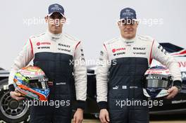 (L to R): Pastor Maldonado (VEN) Williams and team mate Valtteri Bottas (FIN) Williams with the new Williams FW35. 19.02.2013. Williams FW35 Launch, Barcelona, Spain.