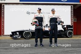 (L to R): Pastor Maldonado (VEN) Williams and team mate Valtteri Bottas (FIN) Williams unveil the new Williams FW35. 19.02.2013. Williams FW35 Launch, Barcelona, Spain.