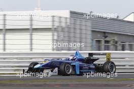 Nicholas Latifi (CAN) CARLIN Dallara F312 Volkswagen 14.04.2013. FIA F3 European Championship 2013, Round 2, Race 3, Silverstone, Great Britain