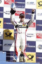 Podium, 3rd Alexander Sims (GBR) THREEBOND WITH T-SPORT Dallara F312 Threebond Nissan 13.10.2013. FIA F3 European Championship 2013, Round 9, Race 3, Vallelunga, Italy