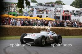 Stirling Moss (GBR) in a Mercedes W196. 12.07.2013. Goodwood Festival of Speed, Goodwood, England.