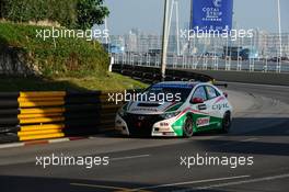 Free Practice 1, Tiago Monteiro (POR) Honda Civic Super 2000 TC, Honda Racing Team Jas 15.11.2013. World Touring Car Championship, Rounds 23 and 24, Macau, China.