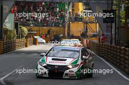 Race 2, Gabriele Tarquini (ITA) Honda Civic, Honda Racing Team J.A.S. 17.11.2013. World Touring Car Championship, Rounds 23 and 24, Macau, China.