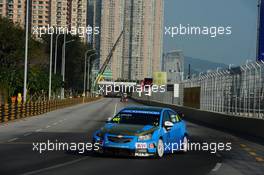 Free Practice 1, Filipe C. De Souza (MAC) Chevrolet Cruze LT, CHINA DRAGON RACING 15.11.2013. World Touring Car Championship, Rounds 23 and 24, Macau, China.