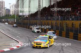Race 2, Ng Kin Veng (MAC) Chevrolet Cruze LT, CHINA DRAGON RACING 17.11.2013. World Touring Car Championship, Rounds 23 and 24, Macau, China.