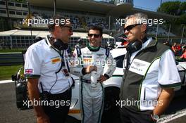 #7 M SPORT BENTLEY (GBR) BENTLEY CONTINENTAL GT3 PRO CUP ANDY MEYRICK (GBR) WITH STAFF   12-13.04.2014. Blancpain Endurance Series, Round 1, Monza, Italy