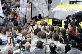 Team celebrates victory of Christian Vietoris (GER) Original-Teile Mercedes AMG, DTM Mercedes AMG C-Coupé, Portrait 18.05.2014, Motorsport Arena, Oschersleben, Sunday.