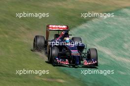 Jean-Eric Vergne (FRA), Scuderia Toro Rosso   14.03.2014. Formula 1 World Championship, Rd 1, Australian Grand Prix, Albert Park, Melbourne, Australia, Practice Day.
