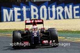 Pastor Maldonado (VEN) Lotus F1 E21. 15.03.2014. Formula 1 World Championship, Rd 1, Australian Grand Prix, Albert Park, Melbourne, Australia, Qualifying Day.