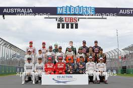 The drivers start of season group photograph. 16.03.2014. Formula 1 World Championship, Rd 1, Australian Grand Prix, Albert Park, Melbourne, Australia, Race Day.