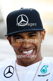 Lewis Hamilton (GBR) Mercedes AMG F1 on the beach. 13.03.2014. Formula 1 World Championship, Rd 1, Australian Grand Prix, Albert Park, Melbourne, Australia, Preparation Day.
