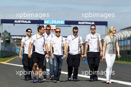 Valtteri Bottas (FIN) Williams walks the circuit. 12.03.2014. Formula 1 World Championship, Rd 1, Australian Grand Prix, Albert Park, Melbourne, Australia, Preparation Day.