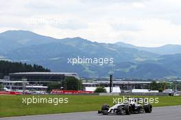 Kevin Magnussen (DEN) McLaren MP4-29. 21.06.2014. Formula 1 World Championship, Rd 8, Austrian Grand Prix, Spielberg, Austria, Qualifying Day.