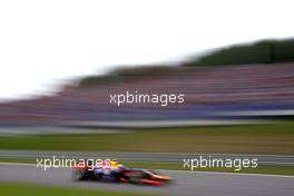 Daniel Ricciardo (AUS), Red Bull Racing  21.06.2014. Formula 1 World Championship, Rd 8, Austrian Grand Prix, Spielberg, Austria, Qualifying Day.