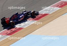 Daniil Kvyat (RUS), Scuderia Toro Rosso  21.02.2014. Formula One Testing, Bahrain Test One, Day Three, Sakhir, Bahrain.