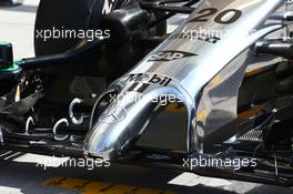 Kevin Magnussen (DEN) McLaren MP4-29 nosecone and front wing detail. 19.02.2014. Formula One Testing, Bahrain Test One, Day One, Sakhir, Bahrain.