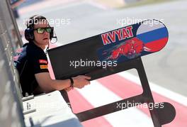 Daniil Kvyat (RUS), Scuderia Toro Rosso  21.02.2014. Formula One Testing, Bahrain Test One, Day Three, Sakhir, Bahrain.