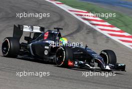 Esteban Gutierrez (MEX), Sauber F1 Team  20.02.2014. Formula One Testing, Bahrain Test One, Day Two, Sakhir, Bahrain.