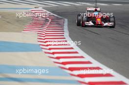 Fernando Alonso (ESP) Ferrari F14-T. 20.02.2014. Formula One Testing, Bahrain Test One, Day Two, Sakhir, Bahrain.