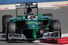 Kamui Kobayashi (JPN) Caterham CT05. 20.02.2014. Formula One Testing, Bahrain Test One, Day Two, Sakhir, Bahrain.