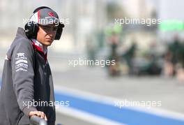 Esteban Gutierrez (MEX), Sauber F1 Team  19.02.2014. Formula One Testing, Bahrain Test One, Day One, Sakhir, Bahrain.