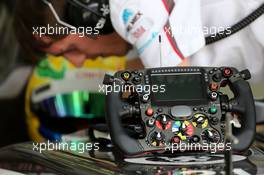 Steering wheels of the Sauber F1 Team  28.02.2014. Formula One Testing, Bahrain Test Two, Day Two, Sakhir, Bahrain.