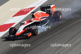 Jules Bianchi (FRA) Marussia F1 Team MR03 locks up under braking. 28.02.2014. Formula One Testing, Bahrain Test Two, Day Two, Sakhir, Bahrain.