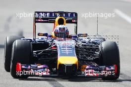 Daniel Ricciardo (AUS) Red Bull Racing RB10 running sensor equipment. 28.02.2014. Formula One Testing, Bahrain Test Two, Day Two, Sakhir, Bahrain.