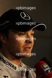 Nico Rosberg (GER) Mercedes AMG F1 with the media. 01.03.2014. Formula One Testing, Bahrain Test Two, Day Three, Sakhir, Bahrain.