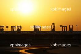 Scenic action as the sun sets. 01.03.2014. Formula One Testing, Bahrain Test Two, Day Three, Sakhir, Bahrain.