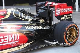 Romain Grosjean (FRA) Lotus F1 E22 engine cover, rear wing and rear suspension detail. 02.03.2014. Formula One Testing, Bahrain Test Two, Day Four, Sakhir, Bahrain.