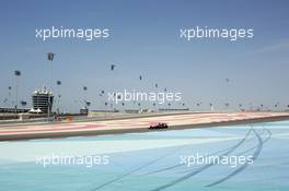 Kevin Magnussen (DEN) McLaren MP4-29. 27.02.2014. Formula One Testing, Bahrain Test Two, Day One, Sakhir, Bahrain.