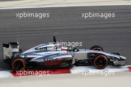 Kevin Magnussen (DEN) McLaren MP4-29. 27.02.2014. Formula One Testing, Bahrain Test Two, Day One, Sakhir, Bahrain.