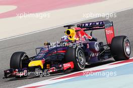 Daniel Ricciardo (AUS) Red Bull Racing RB10. 27.02.2014. Formula One Testing, Bahrain Test Two, Day One, Sakhir, Bahrain.