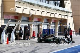 Nico Rosberg (GER) Mercedes AMG F1 W05 leaves the pits. 27.02.2014. Formula One Testing, Bahrain Test Two, Day One, Sakhir, Bahrain.