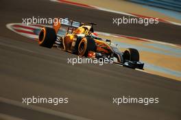 Adrian Sutil (GER), Sauber F1 Team  27.02.2014. Formula One Testing, Bahrain Test Two, Day One, Sakhir, Bahrain.