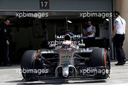 Kevin Magnussen (DEN), McLaren F1  27.02.2014. Formula One Testing, Bahrain Test Two, Day One, Sakhir, Bahrain.