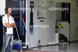 Felipe Nasr (BRA), third driver, Williams F1 Team  08.04.2014. Formula One Testing, Bahrain Test, Day One, Sakhir, Bahrain.