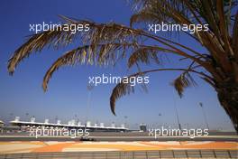 Kevin Magnussen (DEN), McLaren F1  09.04.2014. Formula One Testing, Bahrain Test, Day Two, Sakhir, Bahrain.