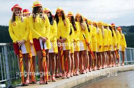 Shell grid girls. 23.08.2014. Formula 1 World Championship, Rd 12, Belgian Grand Prix, Spa Francorchamps, Belgium, Qualifying Day.
