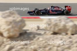 Daniil Kvyat (RUS), Scuderia Toro Rosso  04.04.2014. Formula 1 World Championship, Rd 3, Bahrain Grand Prix, Sakhir, Bahrain, Practice Day