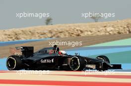 Kevin Magnussen (DEN) McLaren MP4-29. 04.04.2014. Formula 1 World Championship, Rd 3, Bahrain Grand Prix, Sakhir, Bahrain, Practice Day