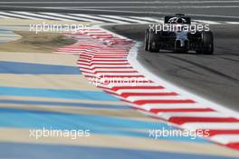Jenson Button (GBR) McLaren MP4-29. 04.04.2014. Formula 1 World Championship, Rd 3, Bahrain Grand Prix, Sakhir, Bahrain, Practice Day