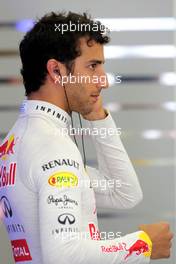 Daniel Ricciardo (AUS), Red Bull Racing  04.04.2014. Formula 1 World Championship, Rd 3, Bahrain Grand Prix, Sakhir, Bahrain, Practice Day